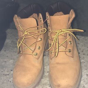timberland boots .